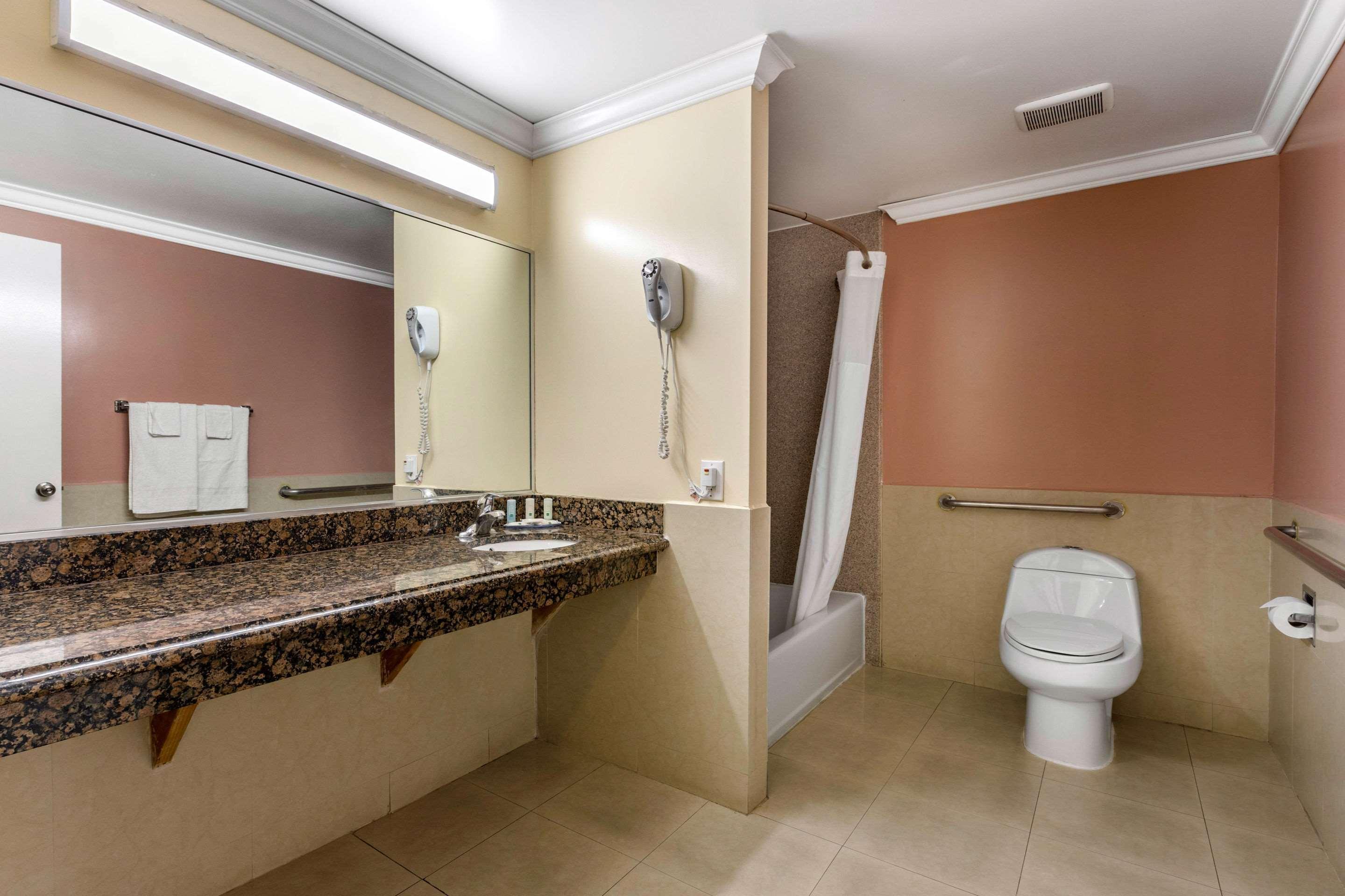 Quality Inn Lomita-Los Angeles South Bay Exteriér fotografie